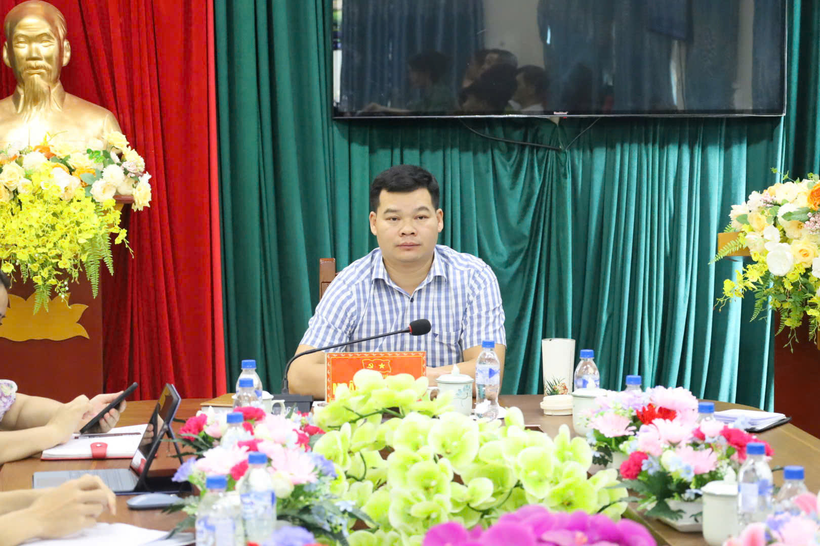 Anh-tin-bai