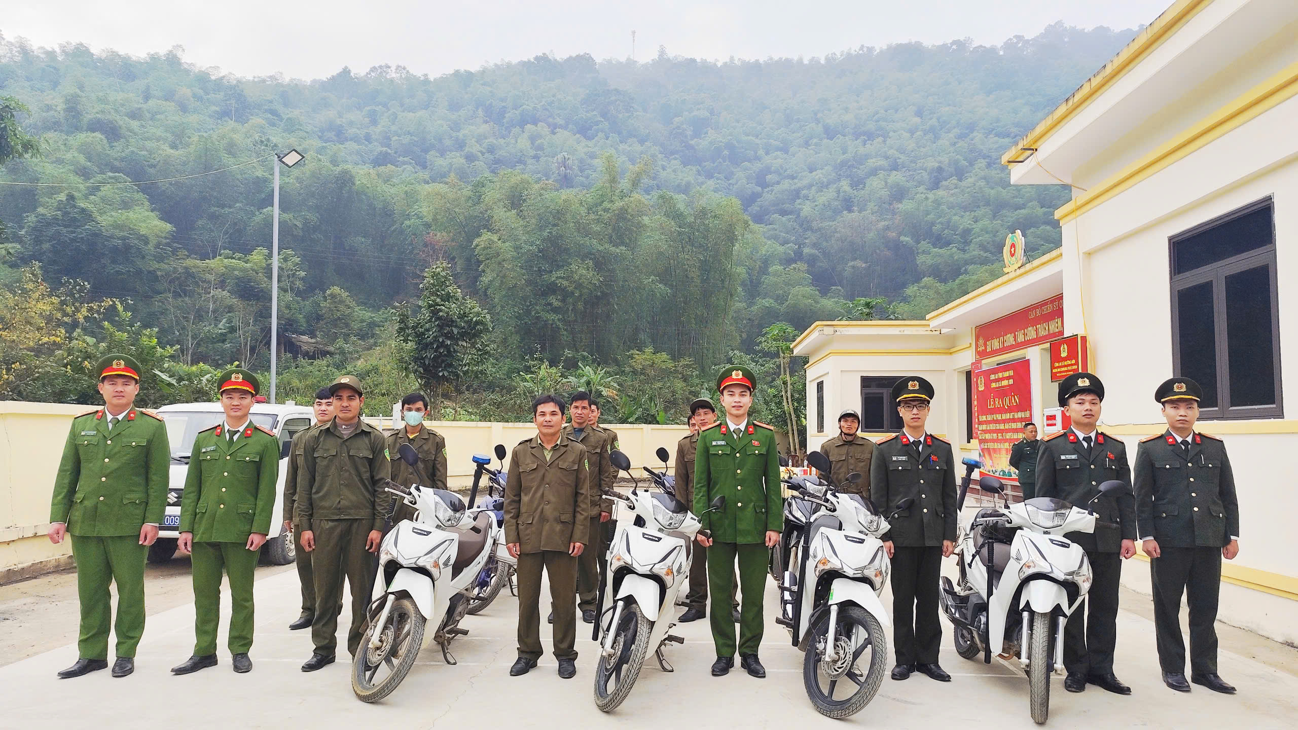 Công an xã Mường Mìn: Ra quân thực hiện cao điểm tấn công, trấn áp tội phạm, bảo đảm ANTT bảo vệ Đại hội Đảng toàn quốc lần thứ XIV, bảo đảm ANTT Tết Nguyên Đán... 