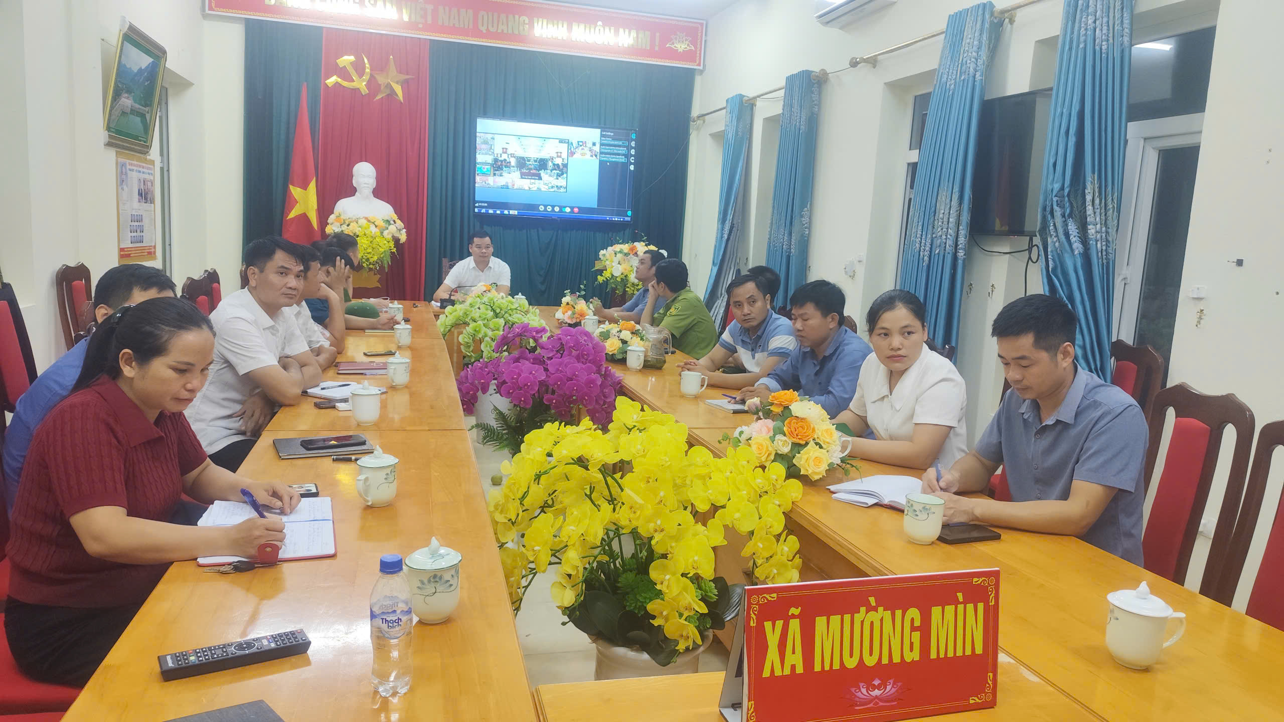 Phó Thủ tướng Trần Hồng Hà chủ trì cuộc họp thứ hai trong ngày của Ban Chỉ đạo tiền phương về ứng phó bão số 5 (bão Kajiki)