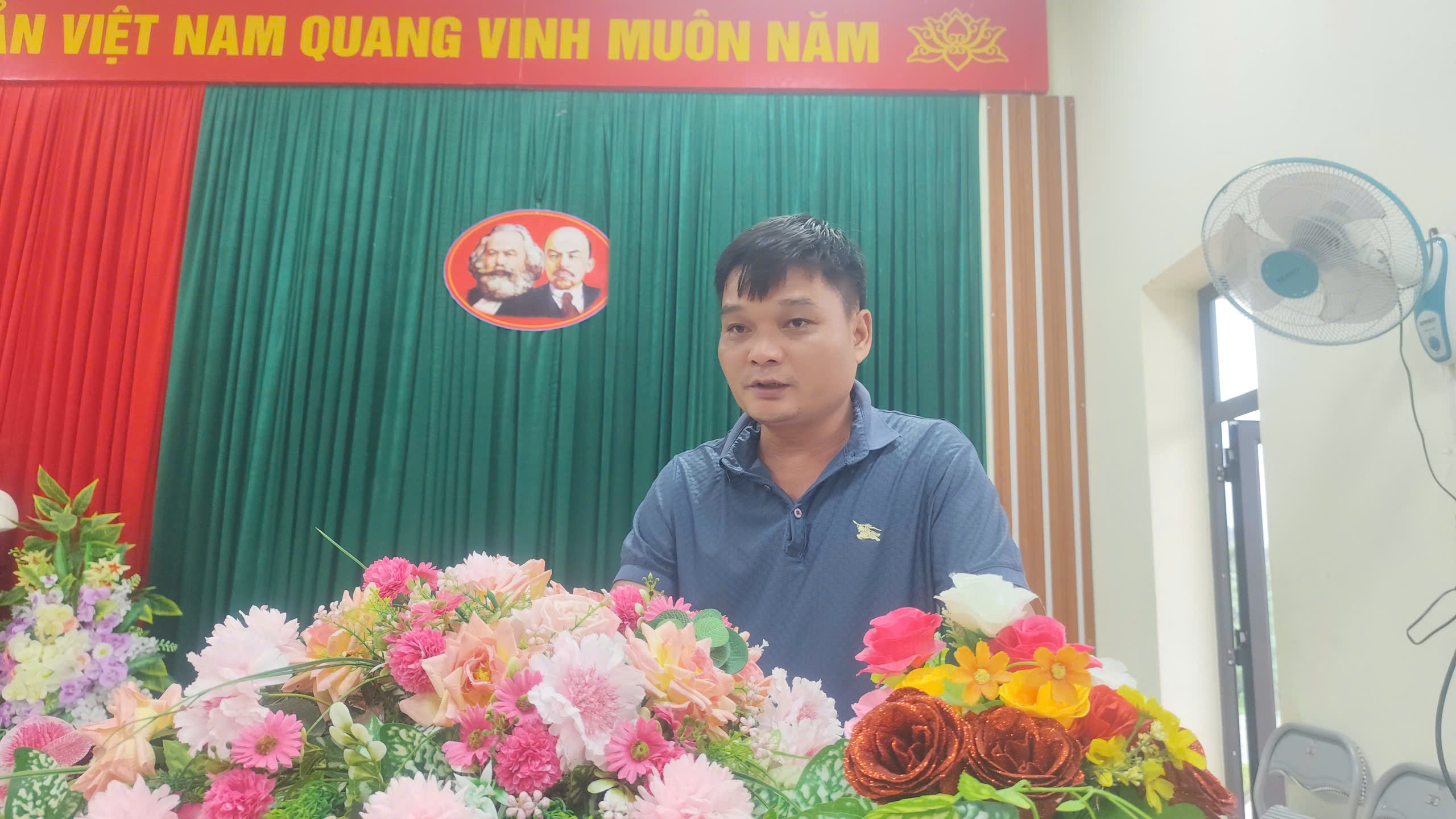 Anh-tin-bai