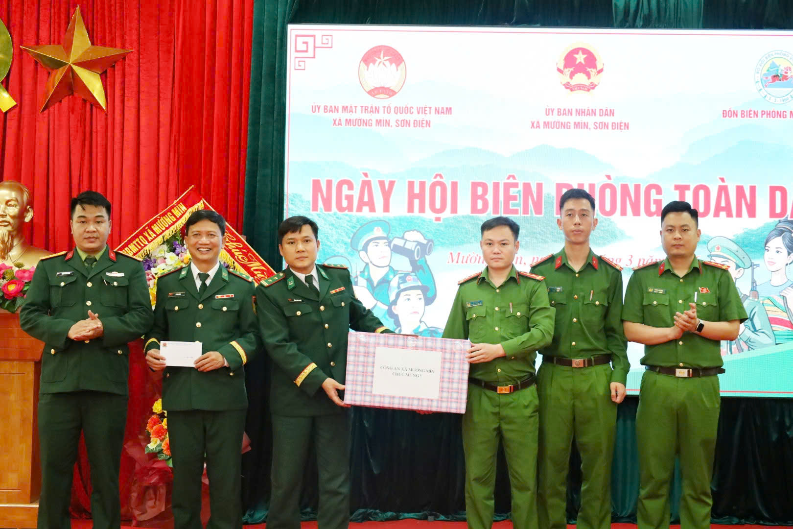 Anh-tin-bai