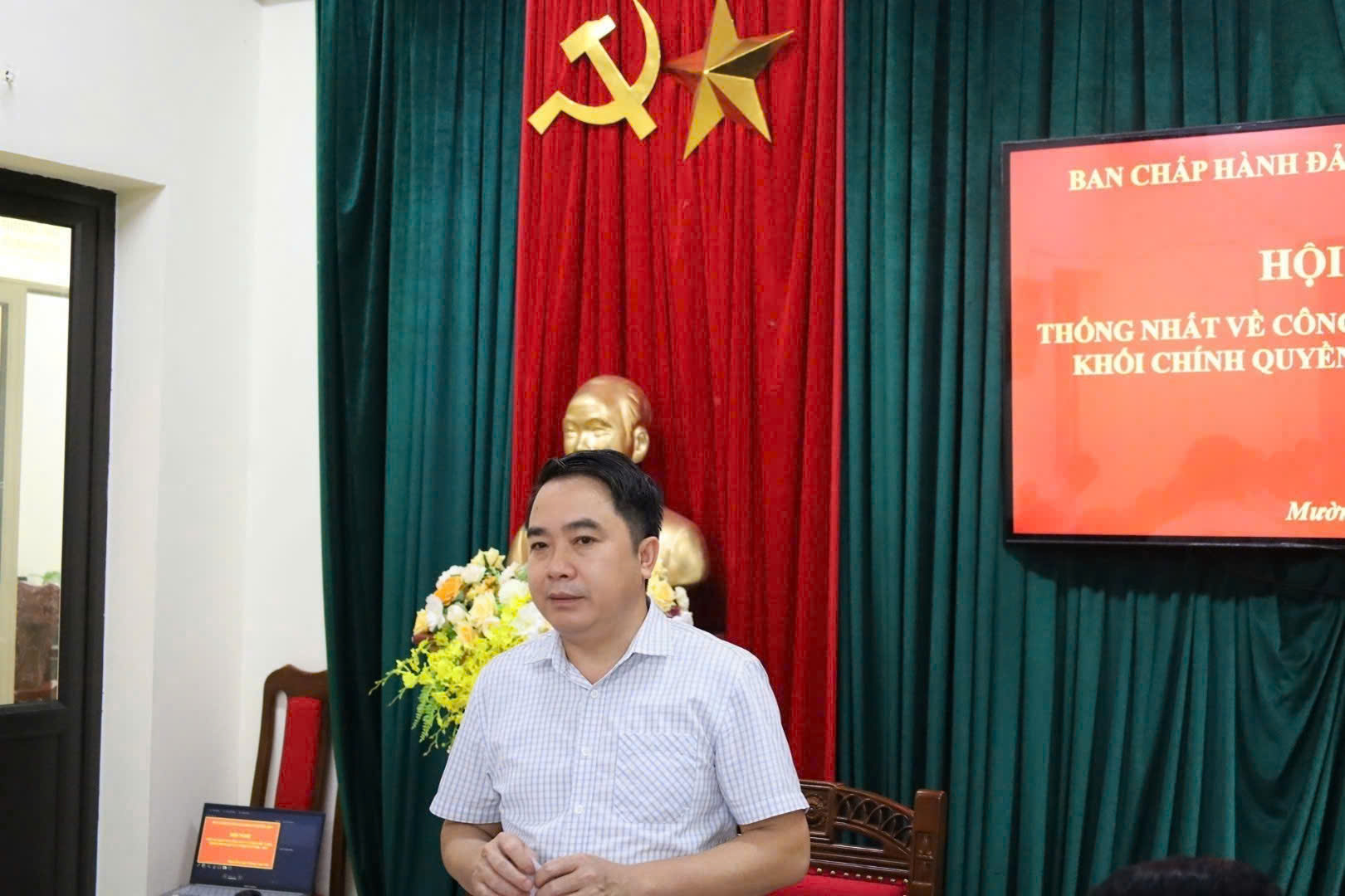 Anh-tin-bai