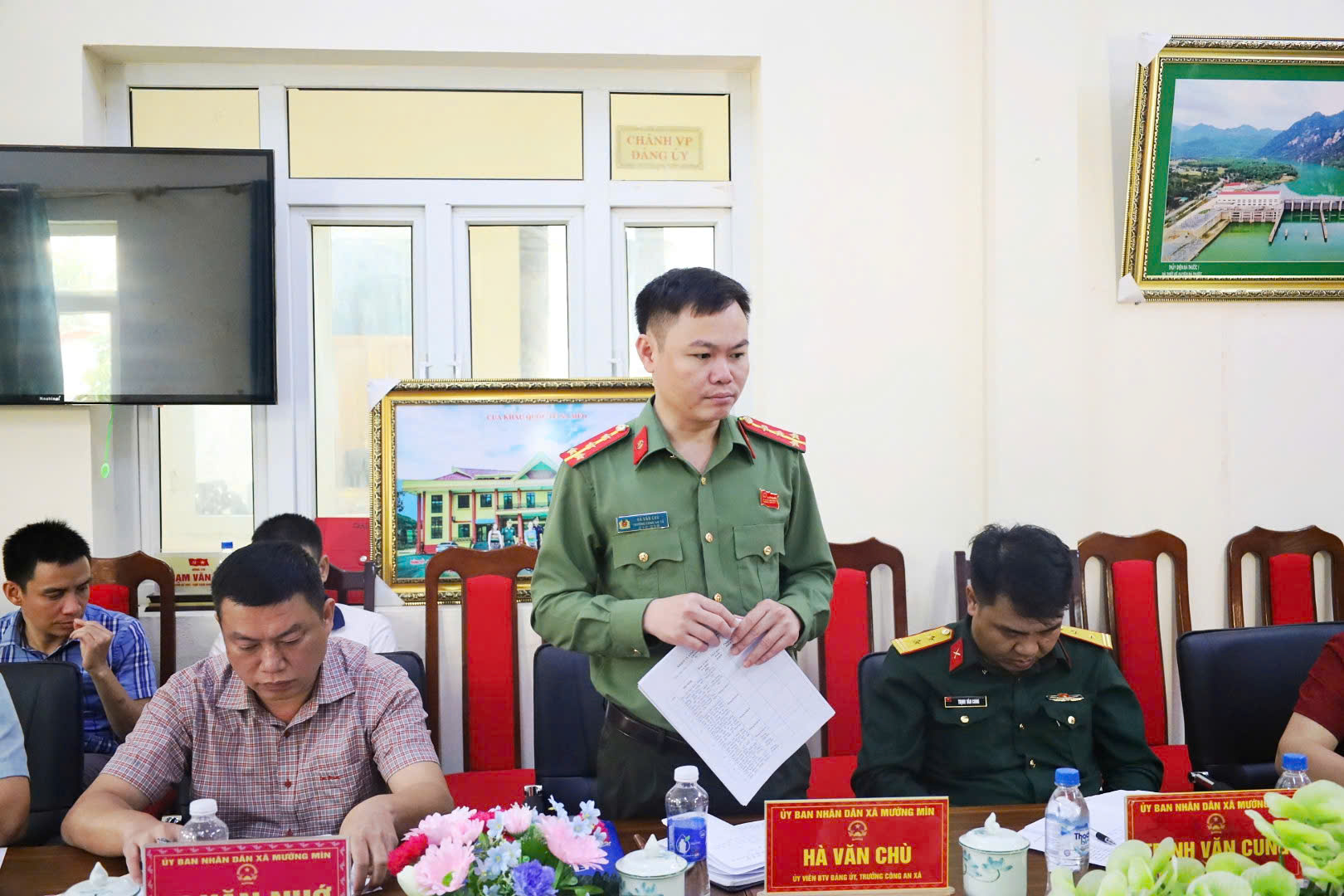 Anh-tin-bai