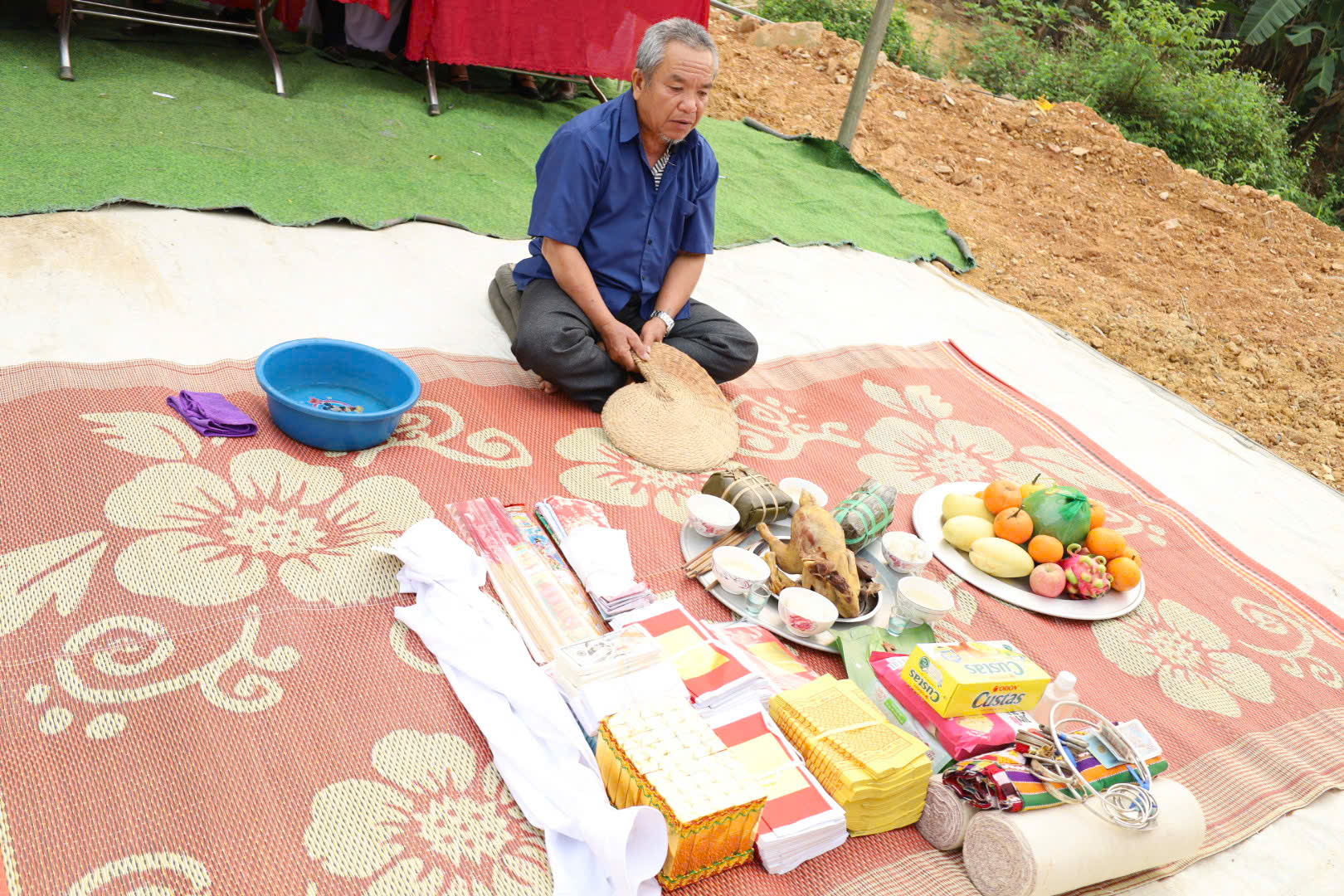 Anh-tin-bai