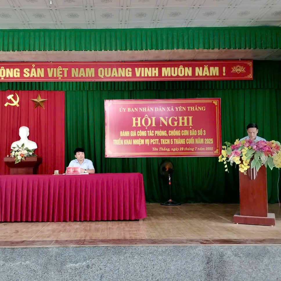 Xã Yên Thắng tổ chức hội nghị đánh giá công tác phòng, chống cơn bão số 3.