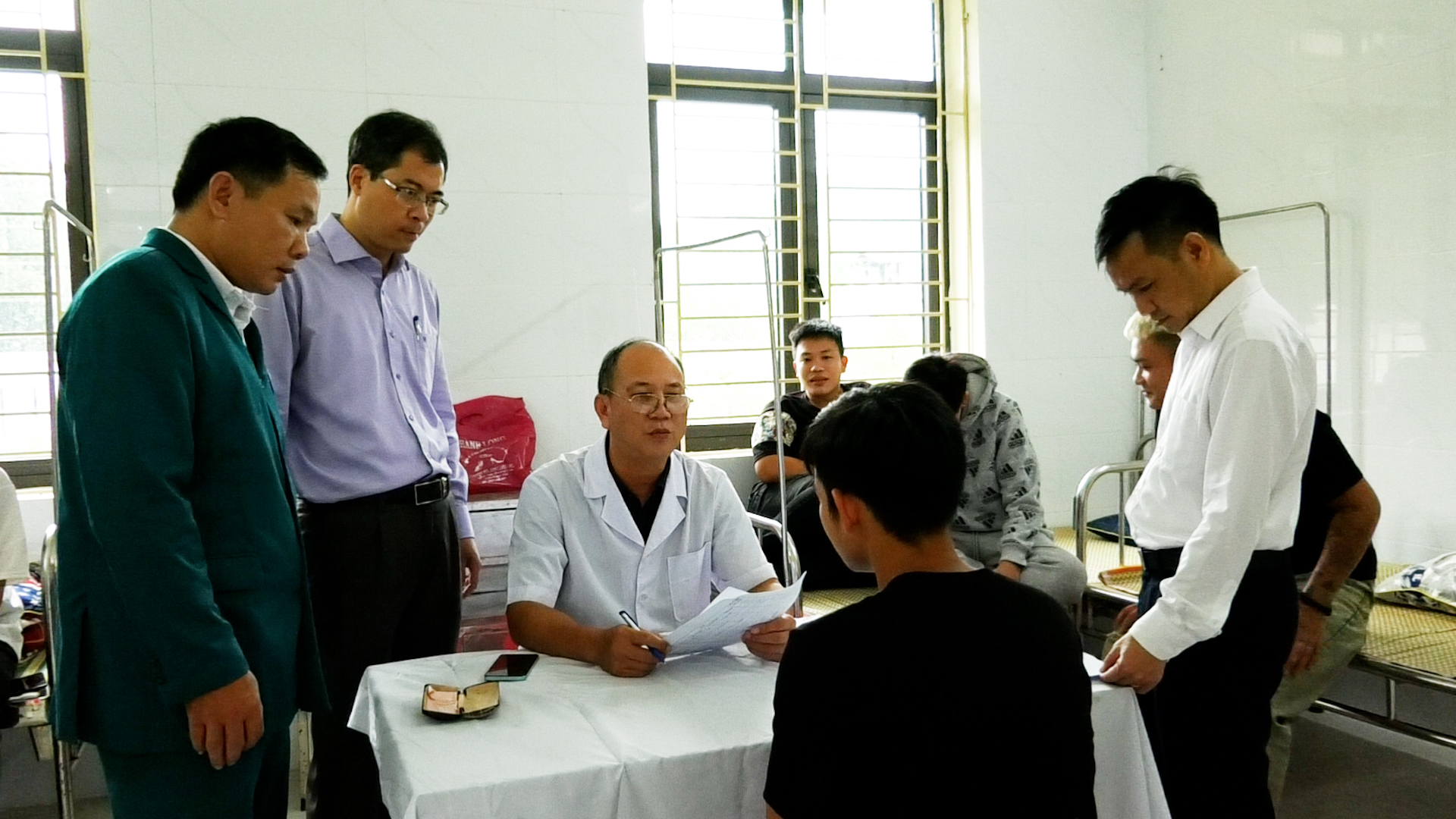 Tuổi trẻ xã Đồng Lương tích cực tham gia khám tuyển nghĩa vụ quân sự năm 2026