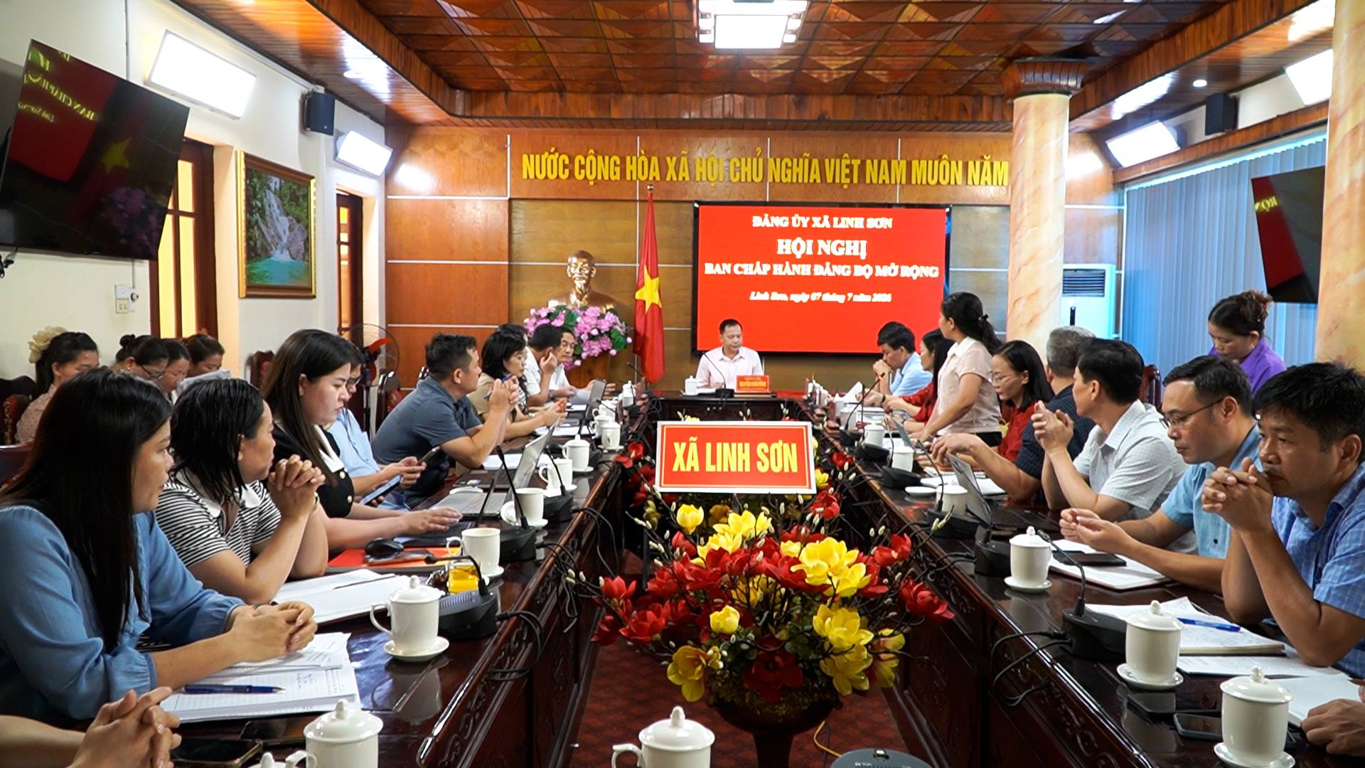 Ban Chấp hành Đảng bộ xã Linh Sơn tổ chức Hội nghị mở rộng, triển khai nhiệm vụ đối với các chi bộ mới thành lập