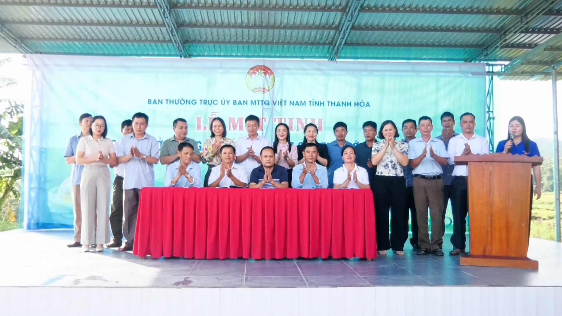 Phát động hưởng ứng chiến dịch làm cho thế giới sạch hơn tại xã Linh Sơn