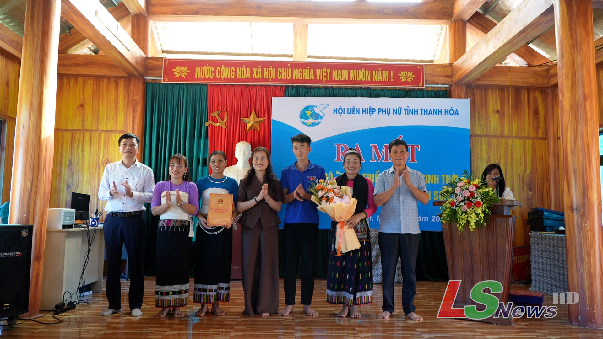 Ra mắt câu lạc bộ “Phát triển du lịch sinh thái cộng đồng bản Năng Cát”