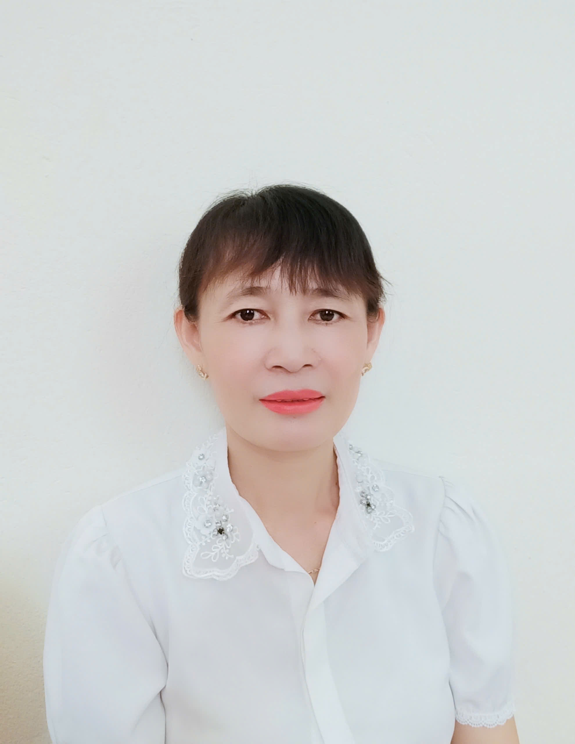 PHÙNG THỊ THỦY
