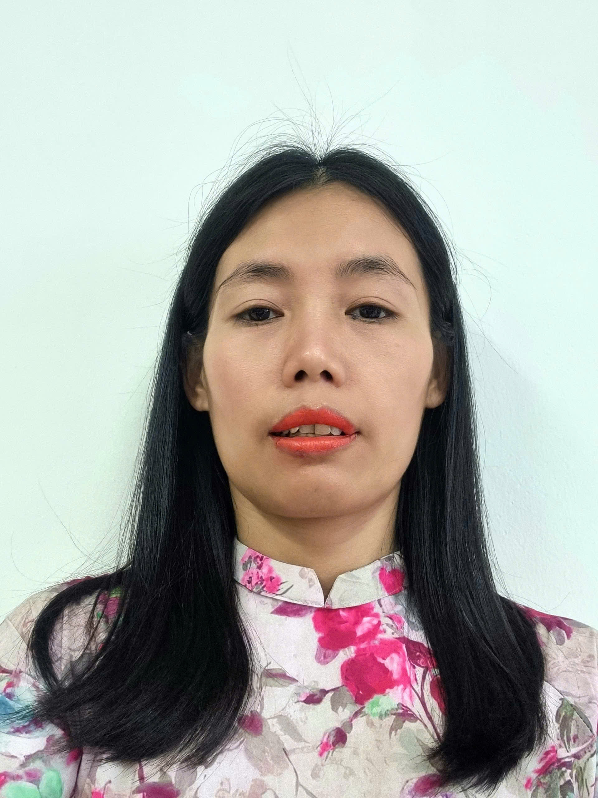 Văn Thị Hằng