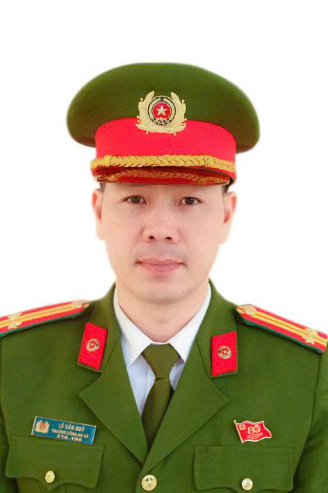 LÊ VĂN QUÝ 