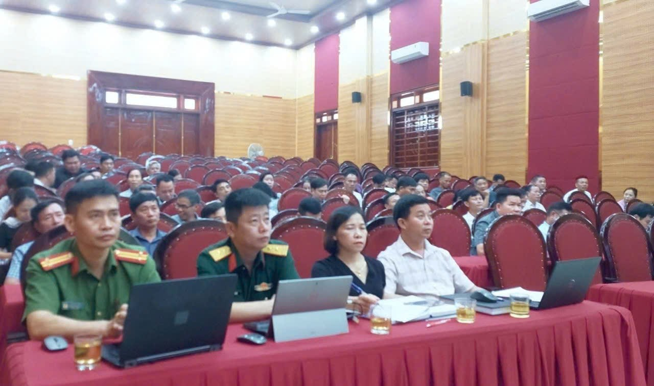 Hội nghị tổ chức đào tạo, bồi dưỡng thử nghiệm và đánh giá hiệu chỉnh bộ tài liệu bồi dưỡng nâng cao năng lực xử lý tình huống trong thực thi công vụ cho đội ngũ cán bộ, công chức xã trên địa bàn tỉnh Thanh Hóa