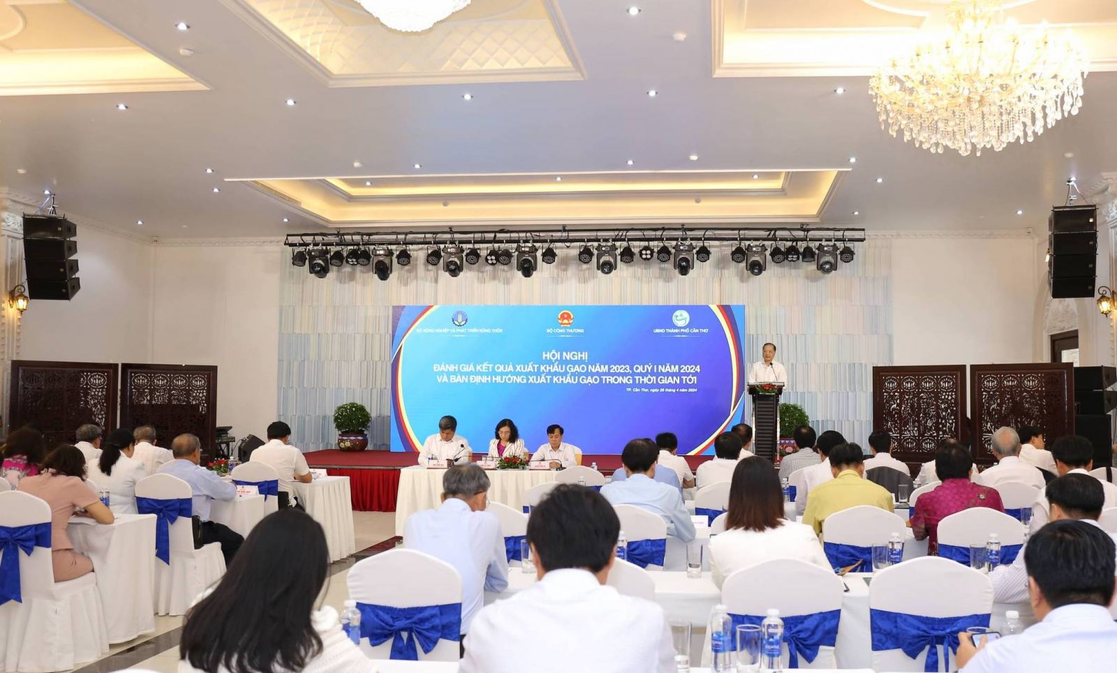 Hội nghị triển khai công tác điều hành xuất khẩu gạo