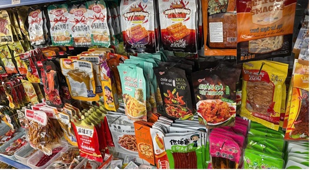 Đội Quản lý thị trường số 1: Kịp thời ngăn chặn gần 1000 sản phẩm thực phẩm có dấu hiệu nhập lậu
