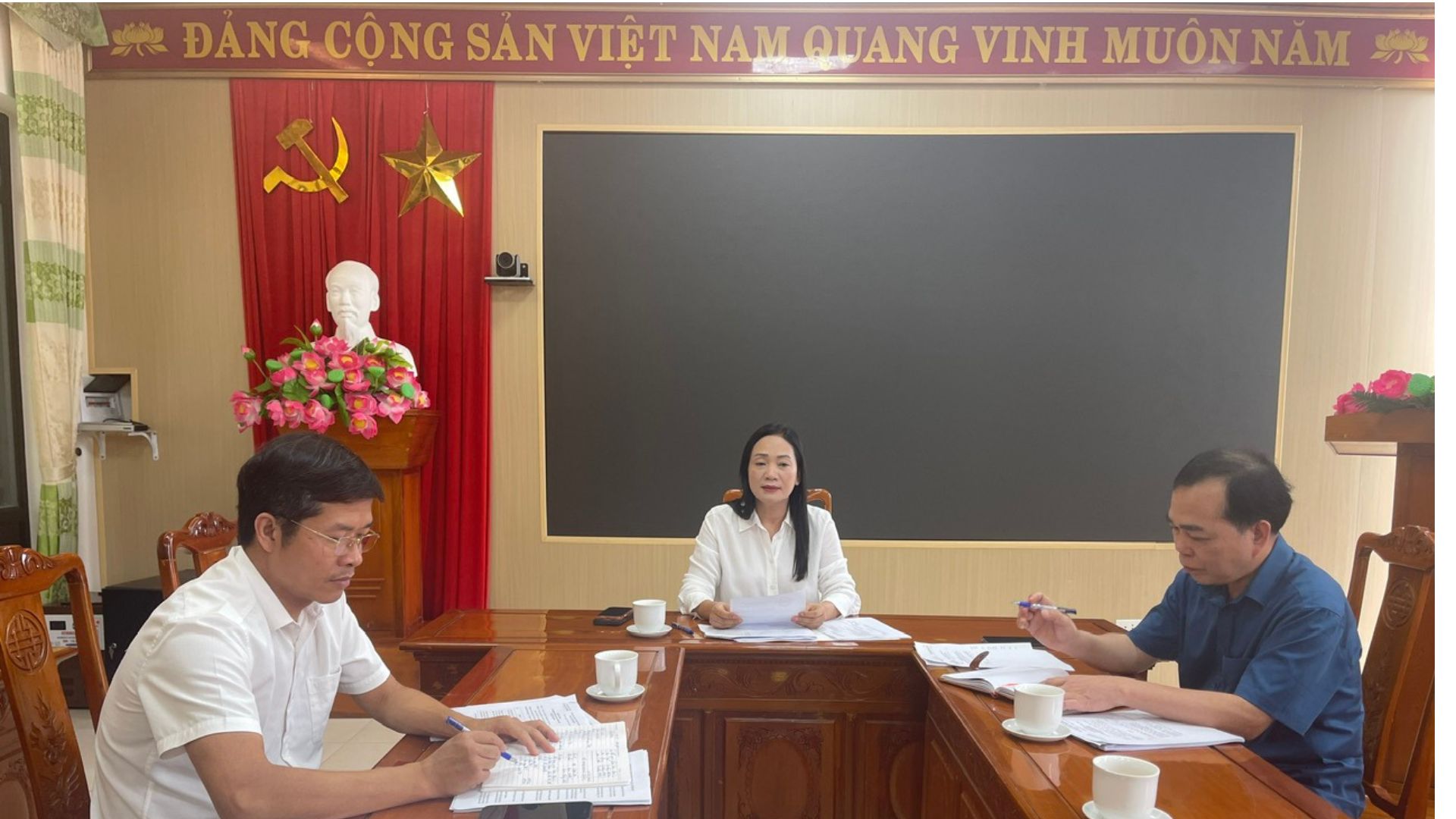 Sở Dân tộc và Tôn giáo tỉnh Thanh Hóa tổ chức các hội nghị đánh giá, đề xuất xếp loại cán bộ lãnh đạo, quản lý Quý III năm 2026
