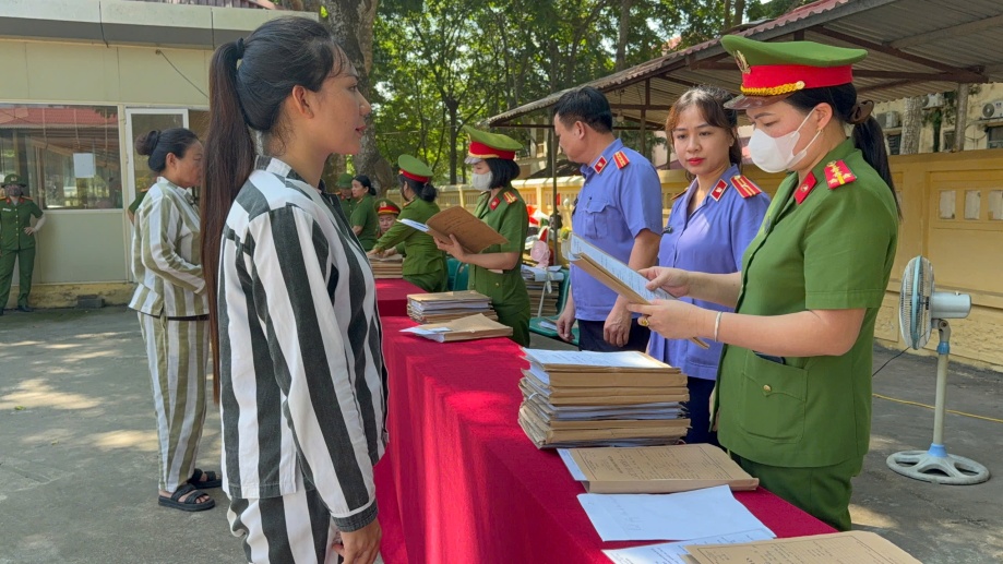 VKSND TỈNH THANH HÓA THÔNG BÁO RÚT KINH NGHIỆM TRONG VIỆC ÁP DỤNG TÌNH TIẾT TĂNG NẶNG TRÁCH NHIỆM HÌNH SỰ ĐỐI VỚI NGƯỜI CHƯA ĐỦ 18 TUỔI PHẠM TỘI