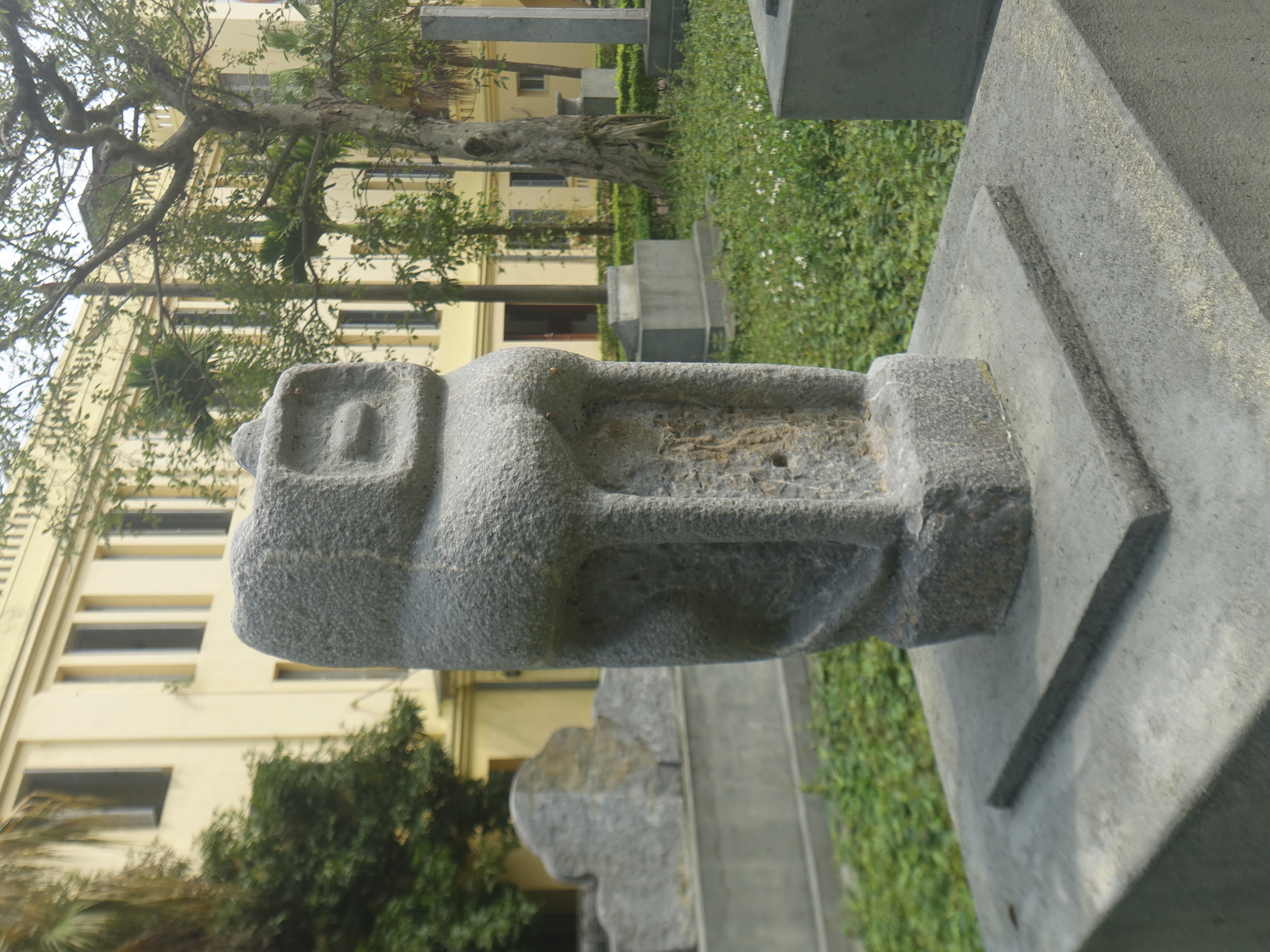 TƯỢNG CHÓ