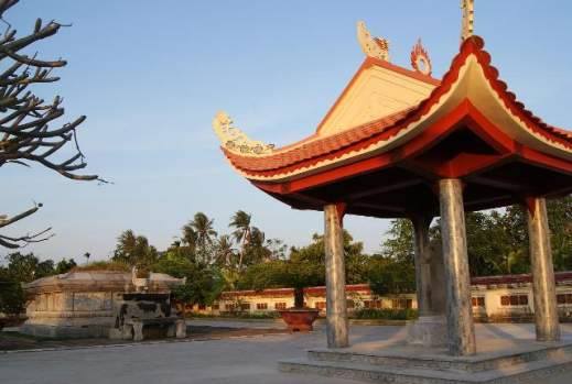 bia mộ Lê Văn hưu tại Thiệu trung thiệu hoa