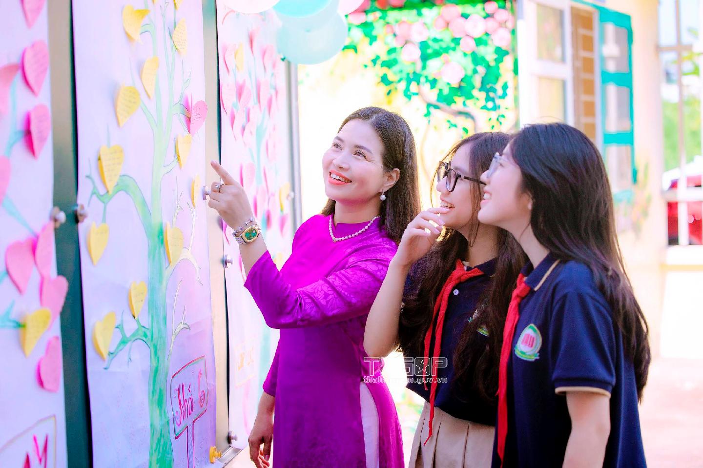 “Thầy cô hạnh phúc sẽ thay đổi cả thế giới”