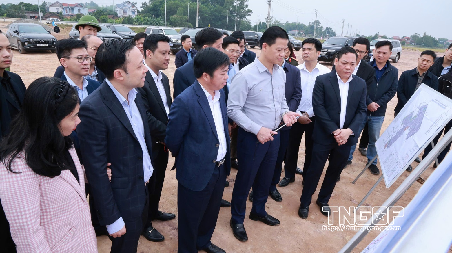 Chủ tịch UBND tỉnh Vương Quốc Tuấn kiểm tra thực địa một số dự án khu vực phía Nam của tỉnh