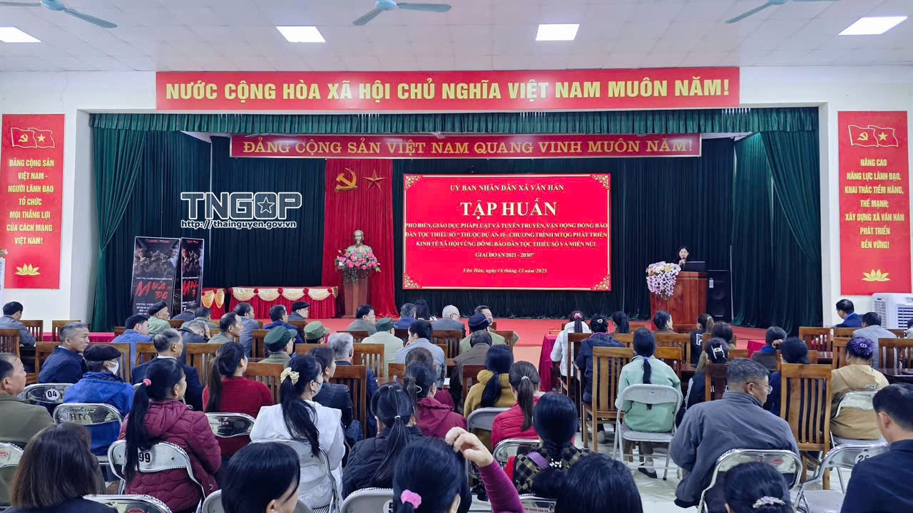 Văn Hán tập huấn, phổ biến pháp luật cho đồng bào dân tộc thiểu số