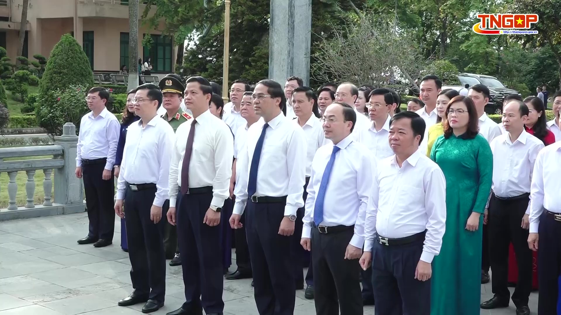 Đoàn đại biểu tỉnh Thái Nguyên dâng hương tưởng niệm Chủ tịch Hồ Chí Minh