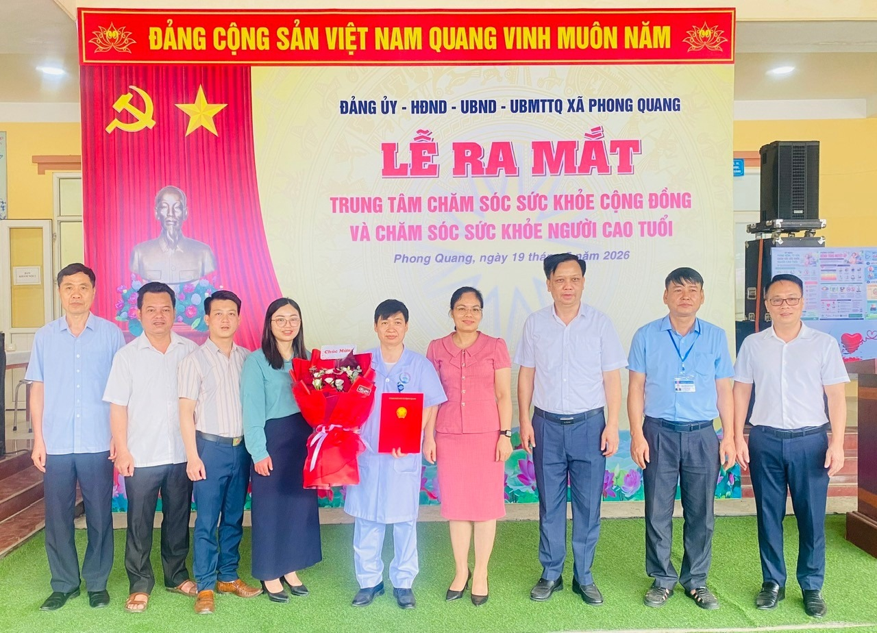 Ra mắt Trung tâm Chăm sóc sức khỏe cộng đồng và chăm sóc sức khỏe người cao tuổi xã Phong Quang