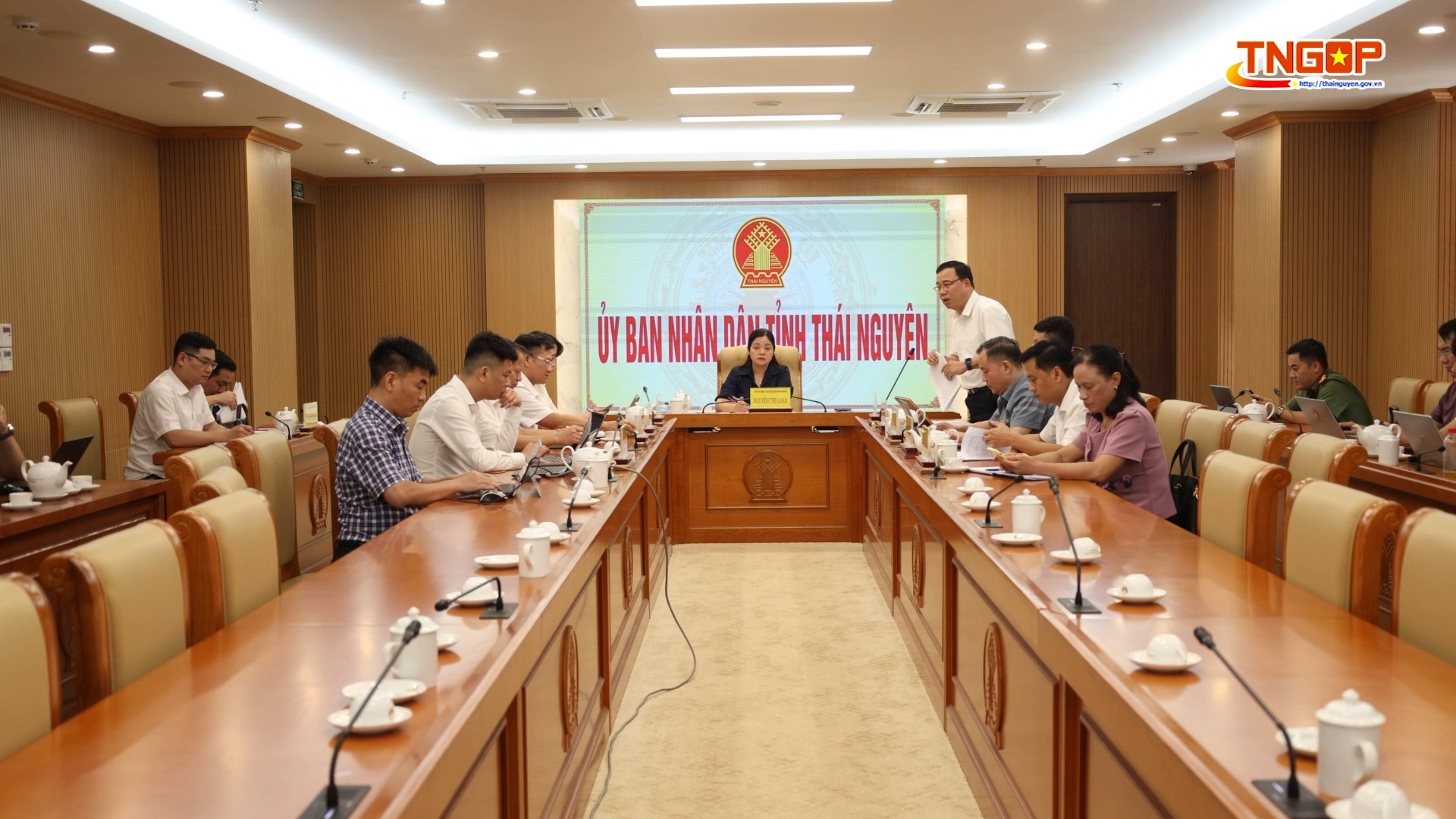 Phó Chủ tịch UBND tỉnh Nguyễn Thị Loan chủ trì cuộc họp nghe báo cáo tiến độ kết nối dữ liệu Trung tâm IOC