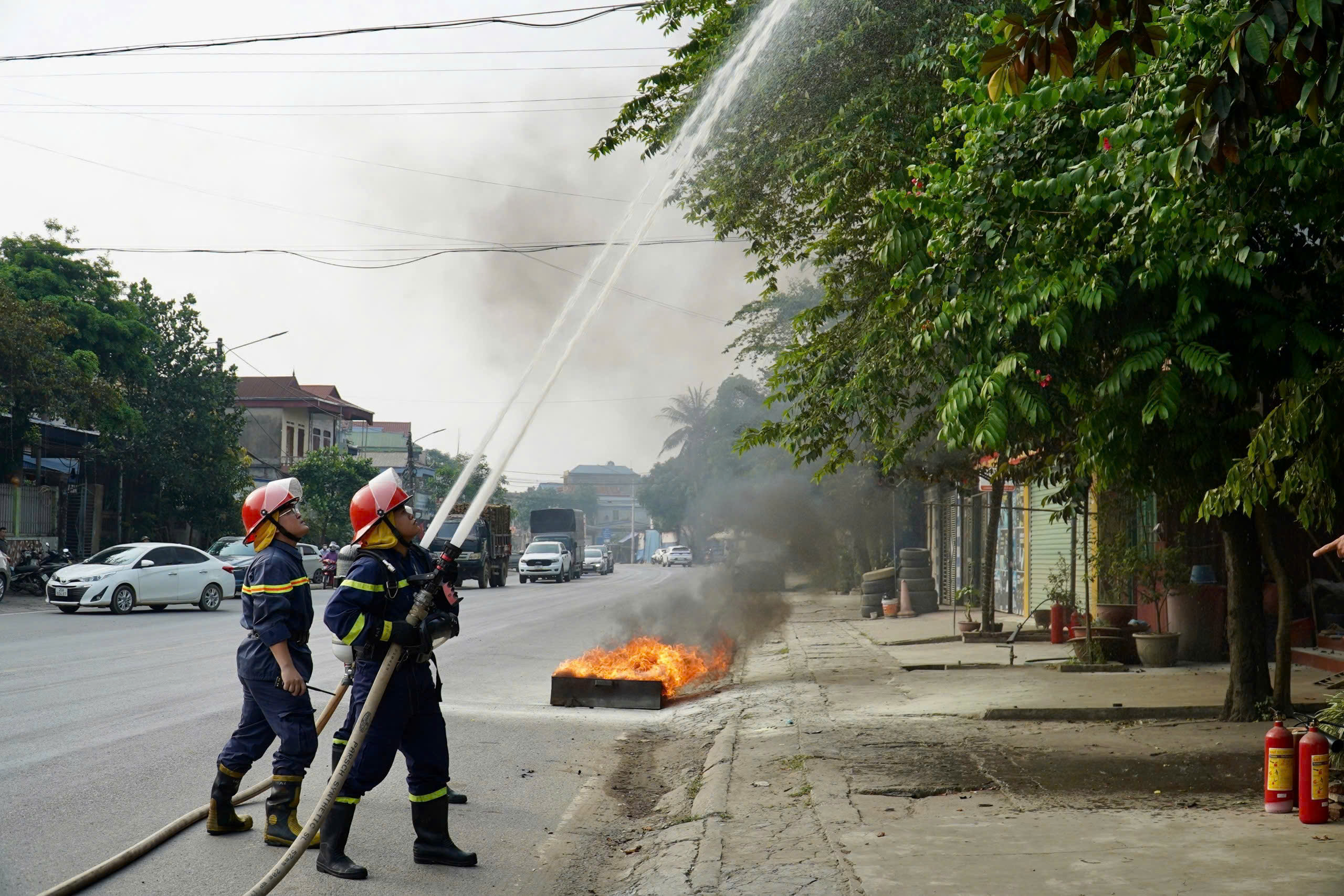 Tăng cường các biện pháp giảm thiểu nguy cơ cháy, nổ trong mùa nắng nóng