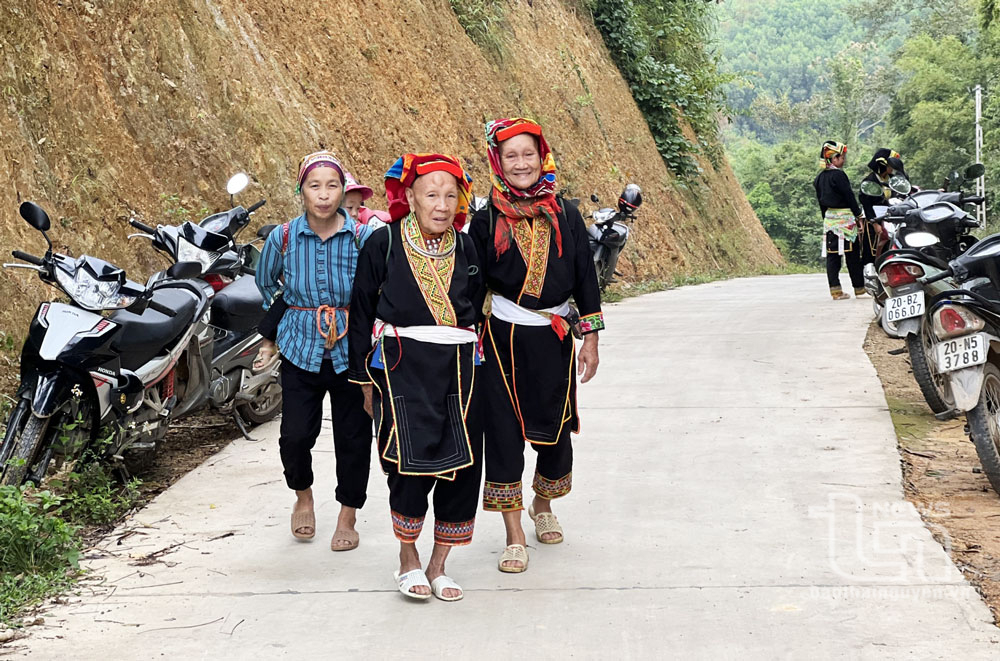 Triển khai Chỉ thị của Ban Thường vụ Tỉnh ủy về công tác dân tộc trong tình hình mới