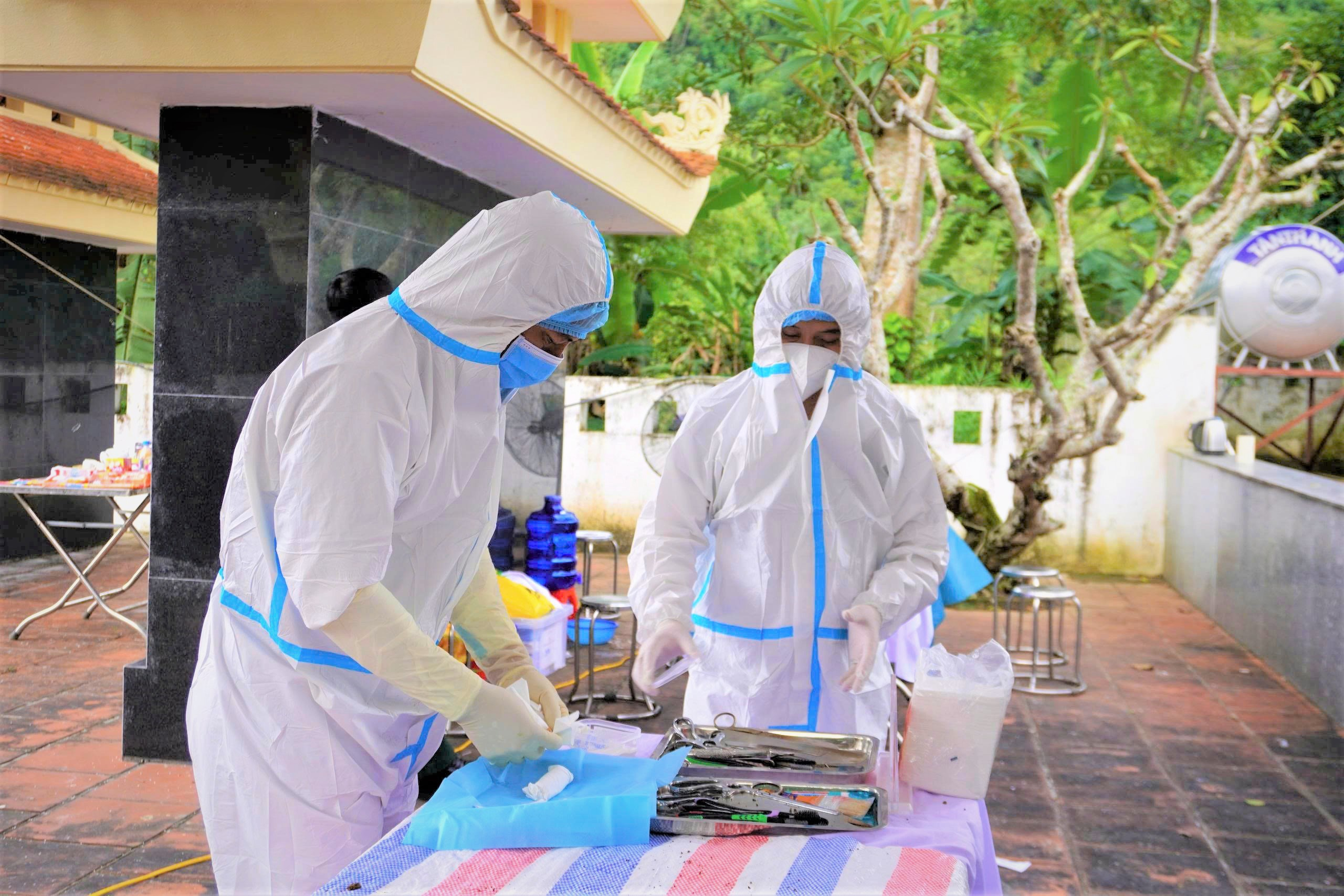Trọn nghĩa tri ân với các Anh hùng liệt sĩ