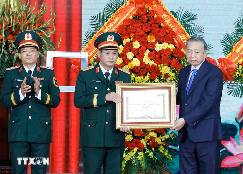Tổng Bí thư, Chủ tịch nước Tô Lâm: Quân khu 5 phải phát huy vai trò nòng cốt trong xây dựng nền quốc phòng toàn dân