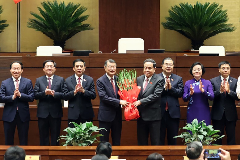 Quốc hội phê chuẩn bổ nhiệm 6 Phó Thủ tướng, các Bộ trưởng và thành viên Chính phủ