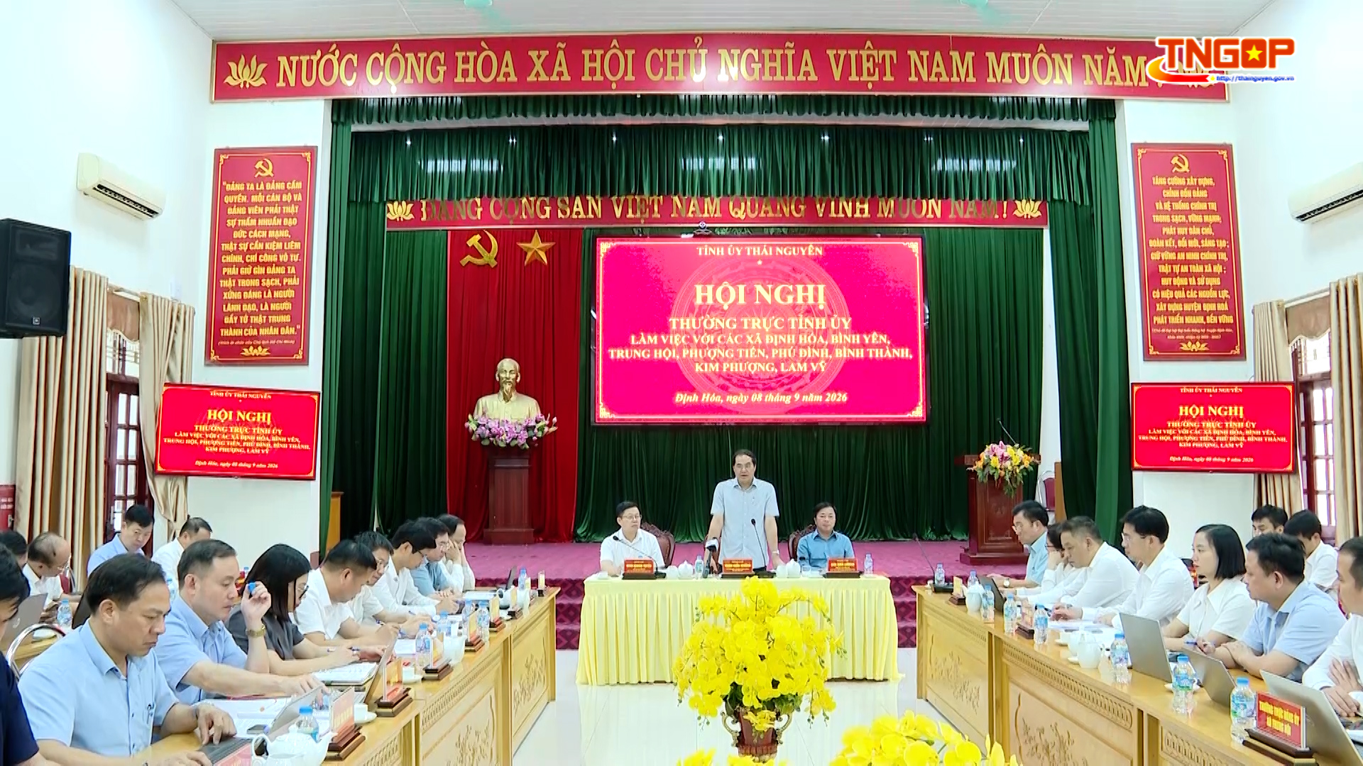 Thường trực Tỉnh ủy làm việc với 8 xã khu vực ATK Định Hóa