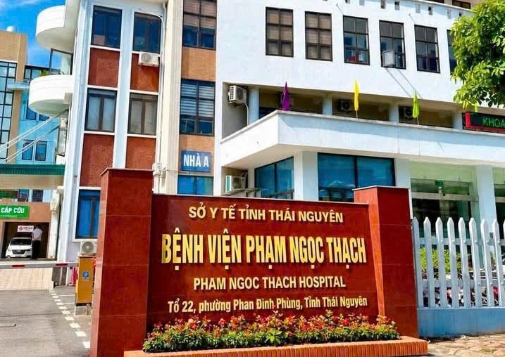 Bệnh viện Phạm Ngọc Thạch vinh dự được tặng thưởng Huân chương Lao động hạng Ba