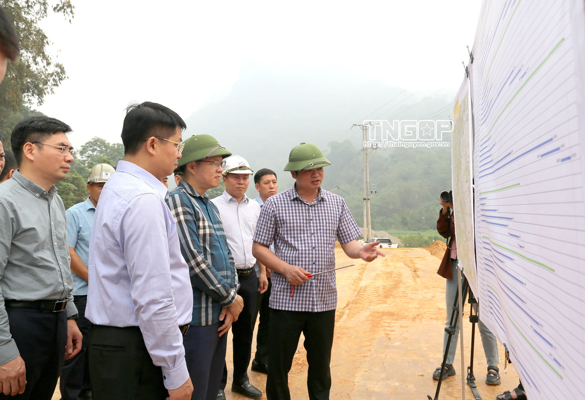 Phấn đấu hoàn thành Dự án Xây dựng tuyến đường thành phố Bắc Kạn - hồ Ba Bể kết nối Na Hang, Tuyên Quang trong năm 2026