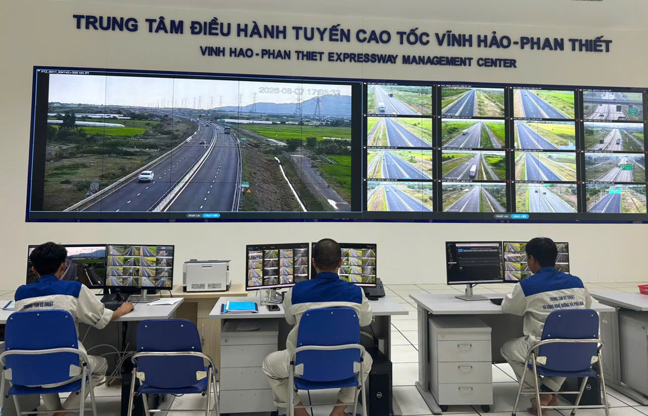 Thái Nguyên học tập kinh nghiệm ứng dụng chuyển đổi số trong quản lý đường cao tốc tại Thành phố Hồ Chí Minh