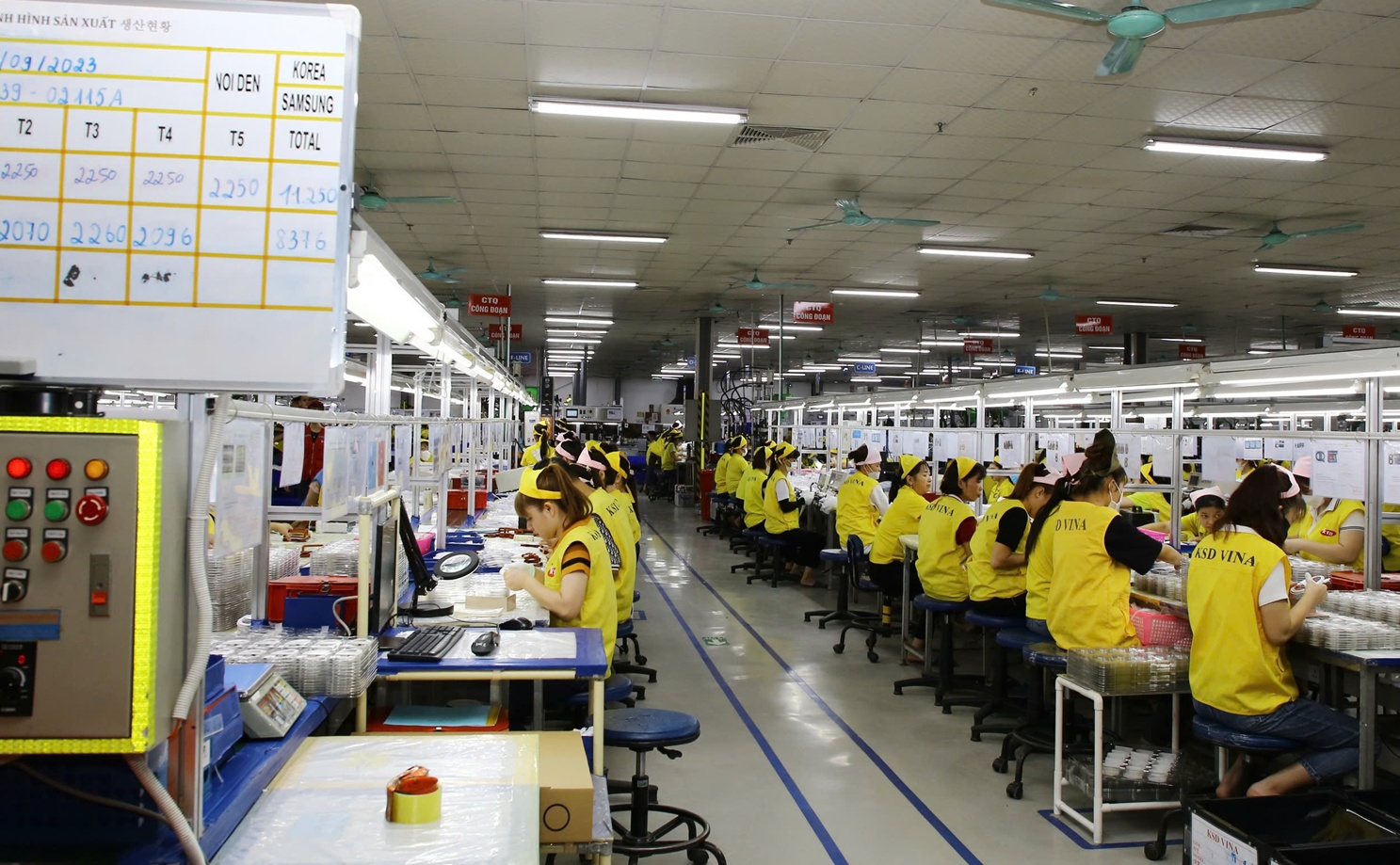Khơi dậy khát vọng phát triển từ phong trào thi đua