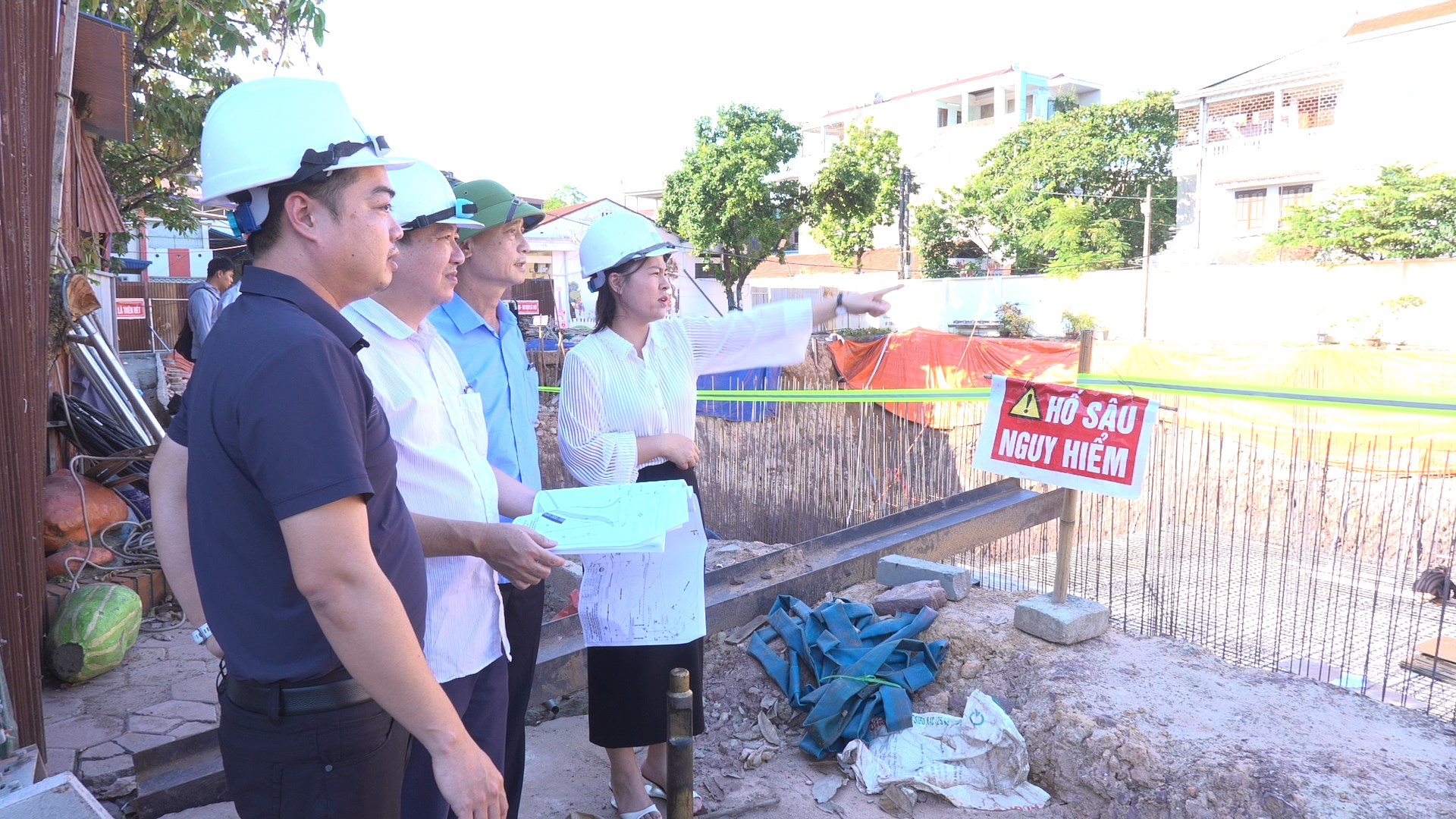 Đẩy nhanh thi công công trình chống ngập đường Hoàng Văn Thụ