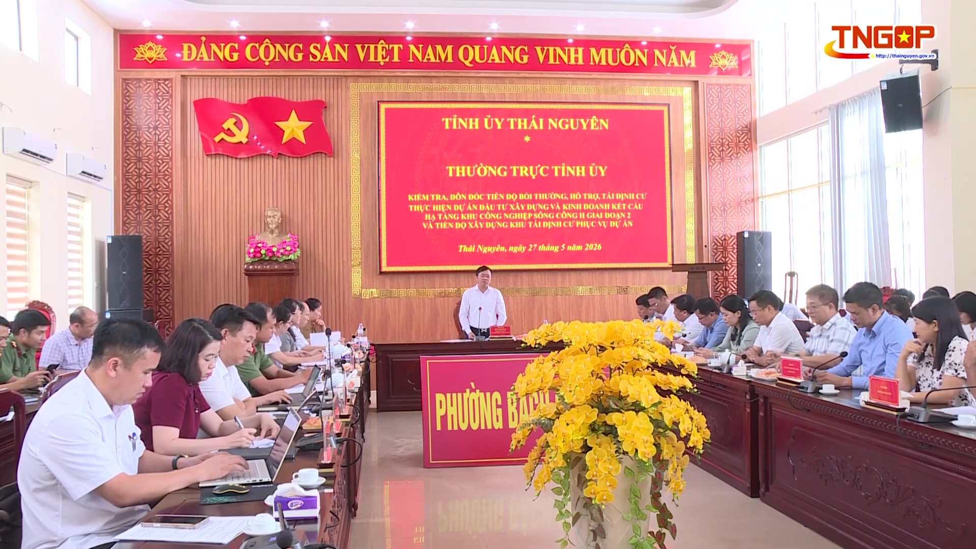 Thường trực Tỉnh ủy kiểm tra tiến độ dự án hạ tầng khu công nghiệp và khu tái định cư