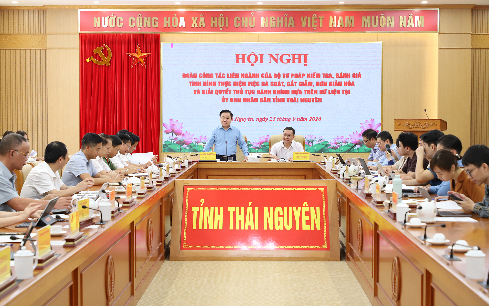 Đoàn công tác liên ngành của Bộ Tư pháp làm việc với UBND tỉnh Thái Nguyên