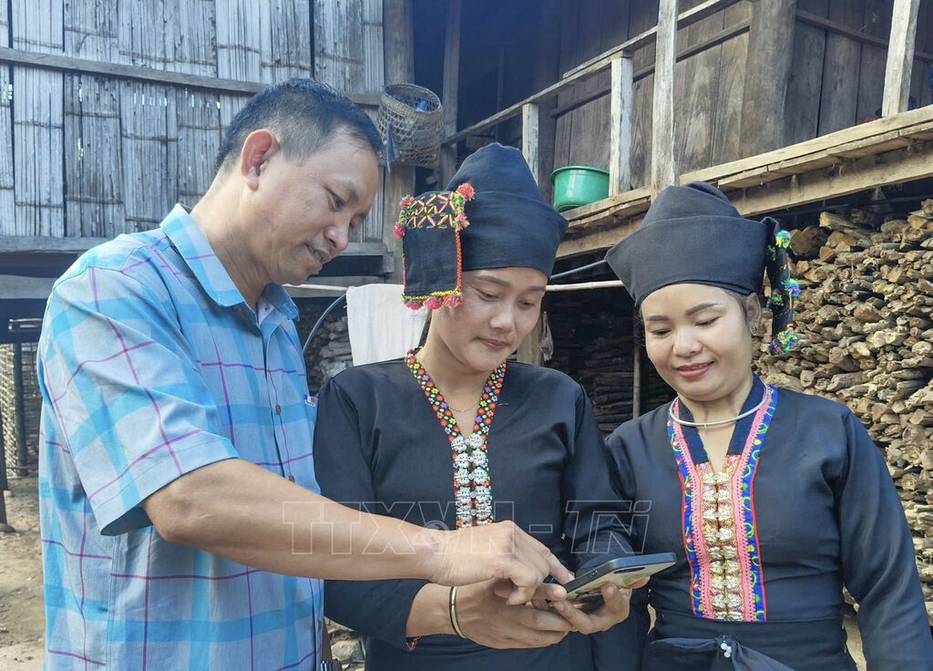 Bảo đảm cơ cấu hợp lý đội ngũ cán bộ người dân tộc thiểu số trong cơ quan nhà nước