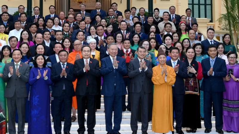 Đổi mới tư duy, hoàn thiện thể chế về công tác dân tộc, chính sách dân tộc