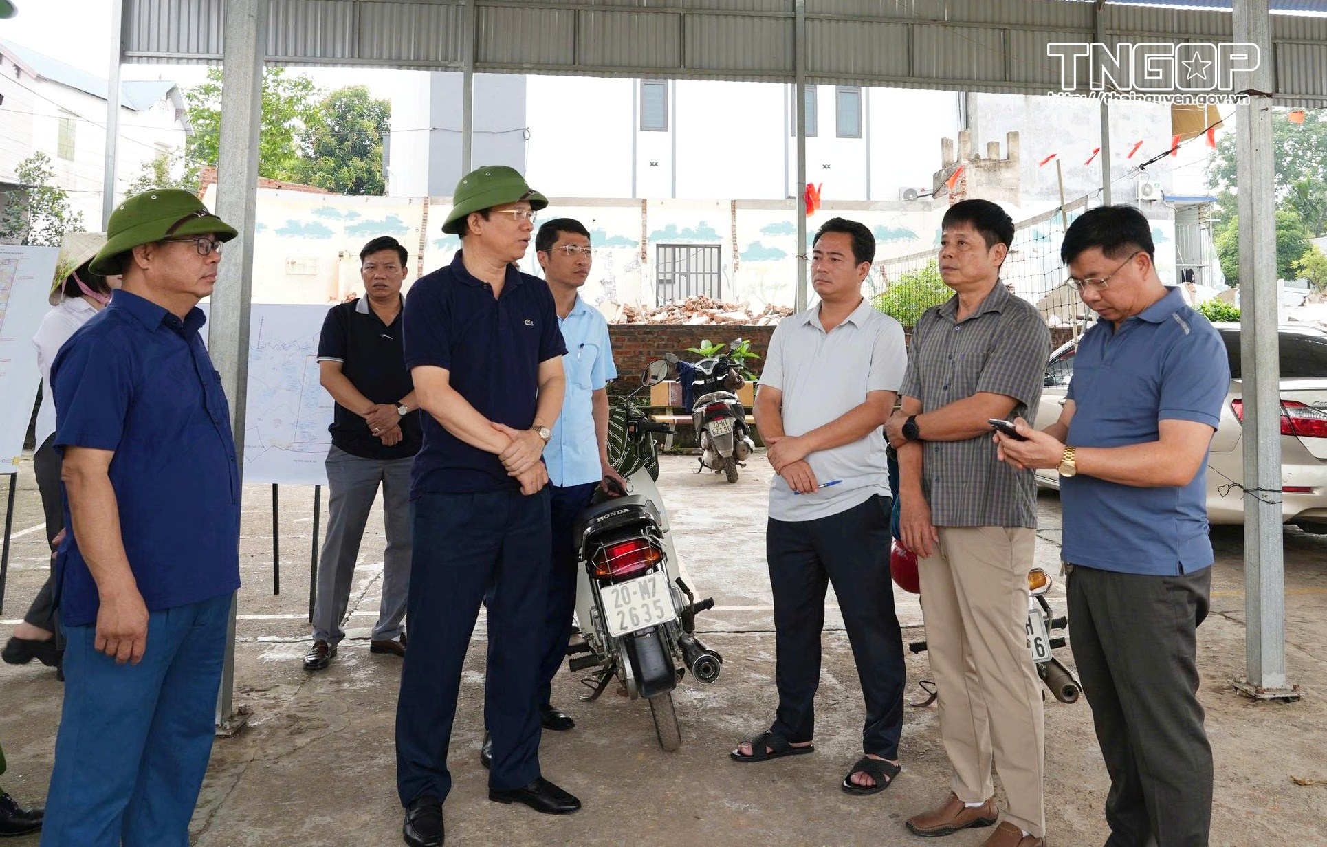 Lãnh đạo tỉnh kiểm tra tiến độ giải phóng mặt bằng các khu công nghiệp Yên Bình 2 và Phú Bình