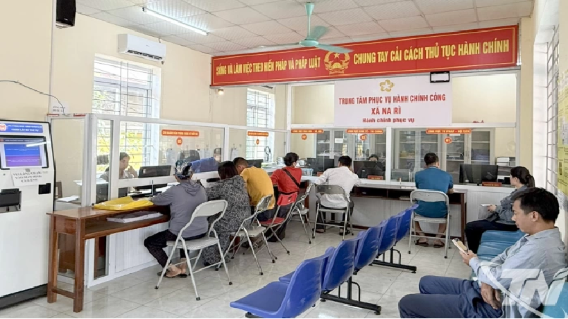 Đổi mới từ thái độ phục vụ