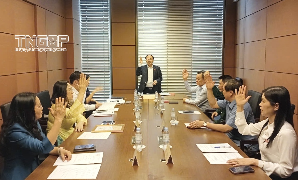 Đoàn đại biểu Quốc hội tỉnh Thái Nguyên họp bầu Trưởng Đoàn, Phó Trưởng Đoàn