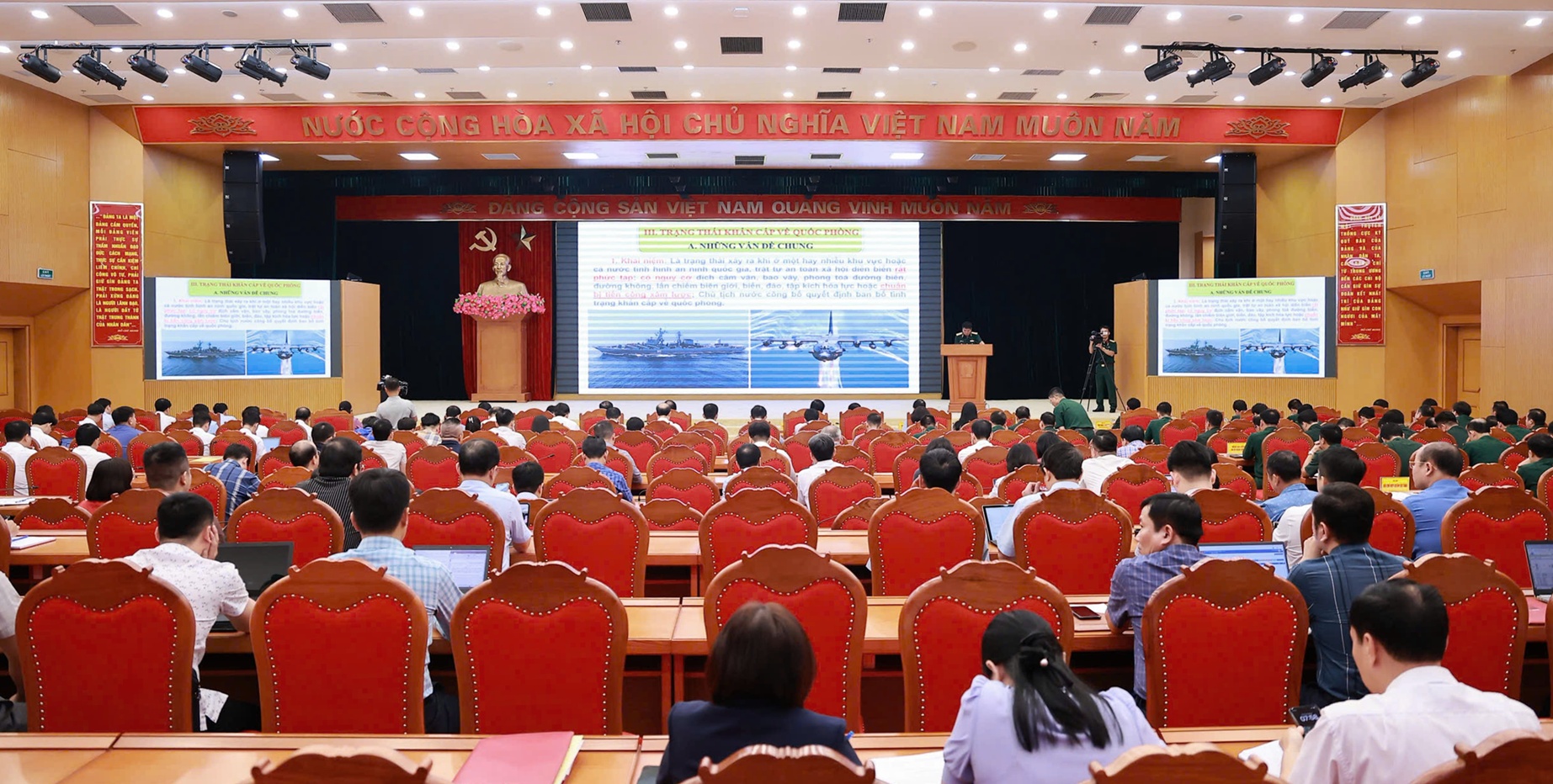 Bồi dưỡng diễn tập khu vực phòng thủ tỉnh Thái Nguyên năm 2026