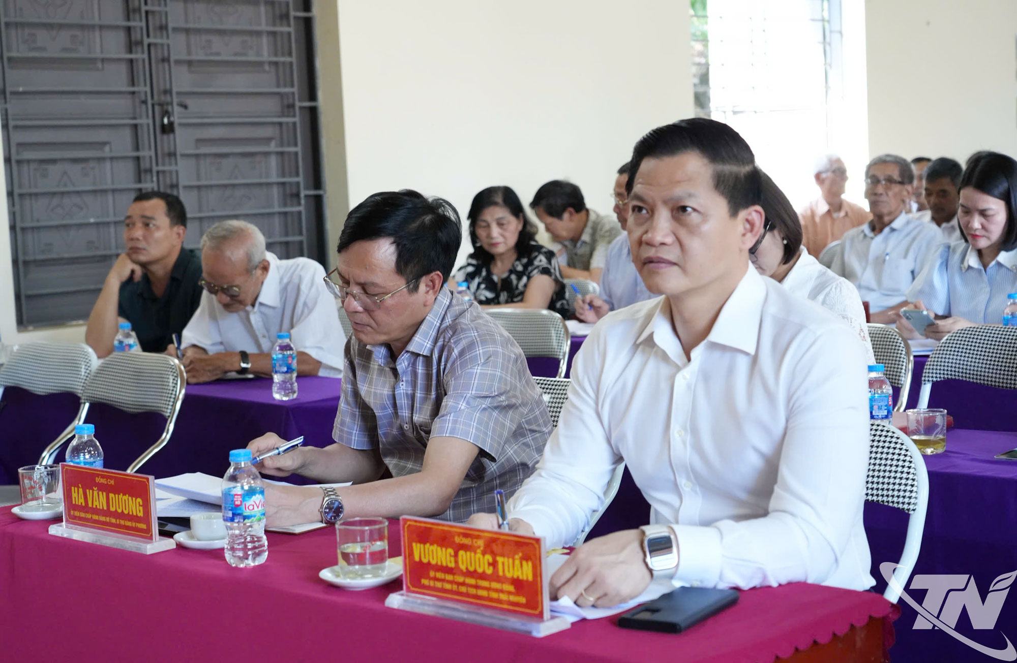 Chủ tịch UBND tỉnh Vương Quốc Tuấn dự sinh hoạt Chi bộ tổ dân phố 54, phường Phan Đình Phùng