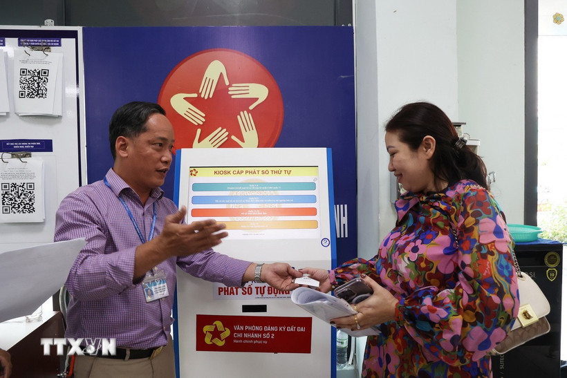 Thành phố Hồ Chí Minh gỡ nút thắt để tiến tới hồ sơ đất đai điện tử